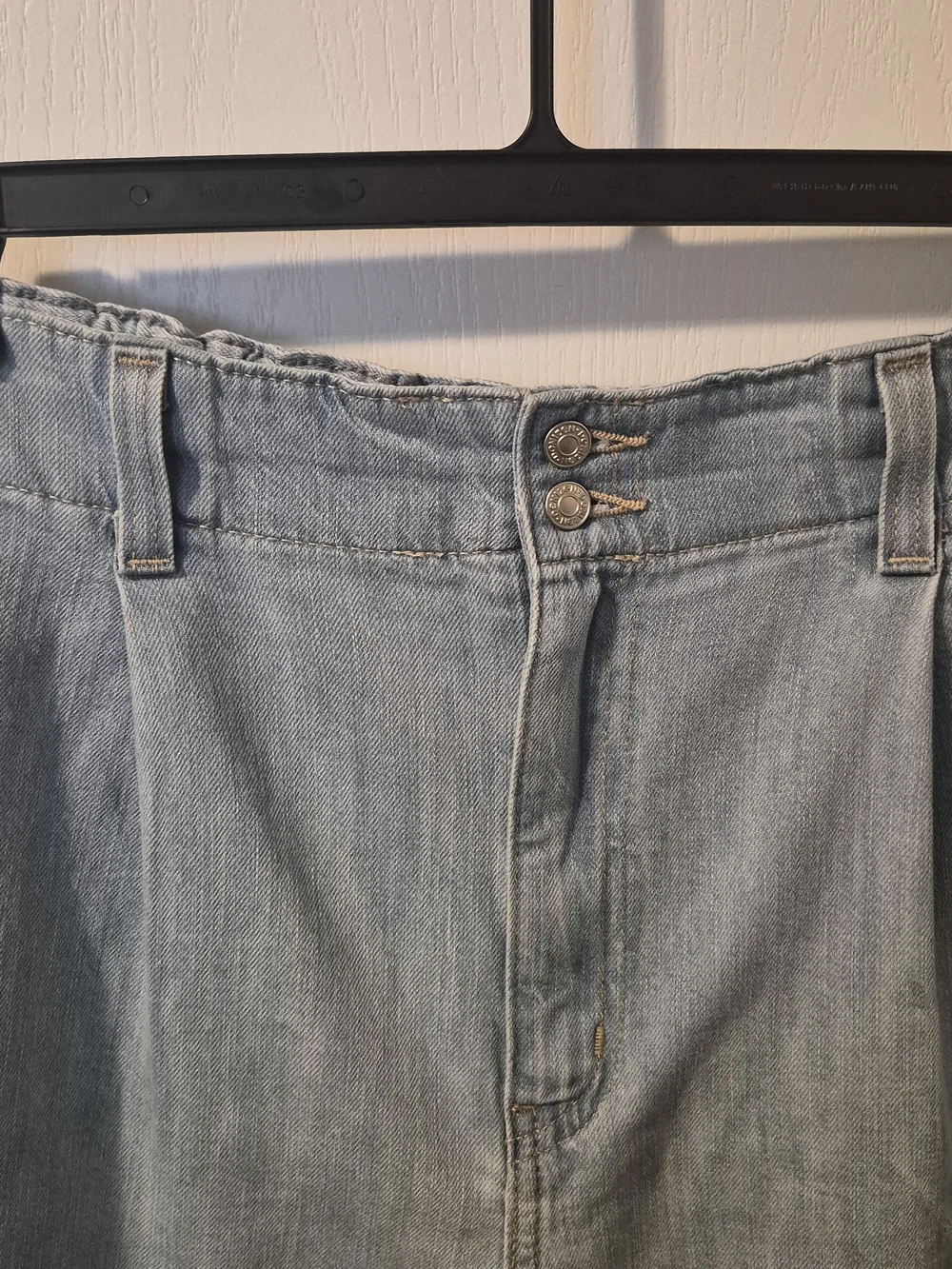 Retro Inspo Denizen By Levi Light Wash Loose A Line Mom Short Coastal Y2K Preppy